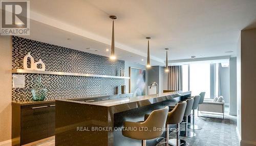 215 - 525 Adelaide Street W, Toronto, ON - Indoor