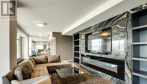 215 - 525 Adelaide Street W, Toronto, ON - Indoor Photo Showing Other Room