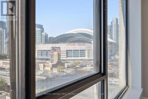 1004 - 260 Queens Quay W, Toronto, ON - Indoor Photo Showing Other Room