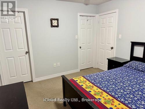 27 Tysonville Circle, Brampton, ON - Indoor Photo Showing Bedroom