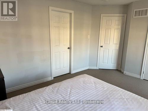 27 Tysonville Circle, Brampton, ON - Indoor Photo Showing Bedroom