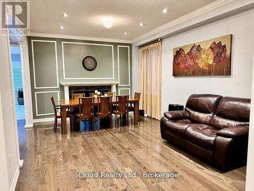 27 Tysonville Circle, Brampton, ON - Indoor