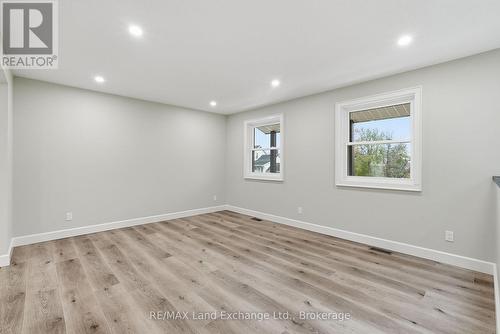 Living Ro - 25 Dirstien Street N, Brockton, ON - Indoor Photo Showing Other Room