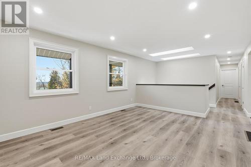 25 Dirstien Street N, Brockton, ON - Indoor Photo Showing Other Room