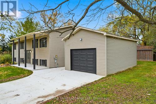 25 Dirstien Street N, Brockton, ON - Outdoor