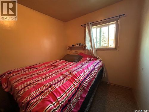 618 98Th Avenue, Tisdale, SK - Indoor Photo Showing Bedroom