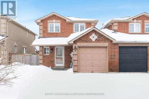 197 DUNSMORE LANE  Barrie, ON L4M 6Z8
