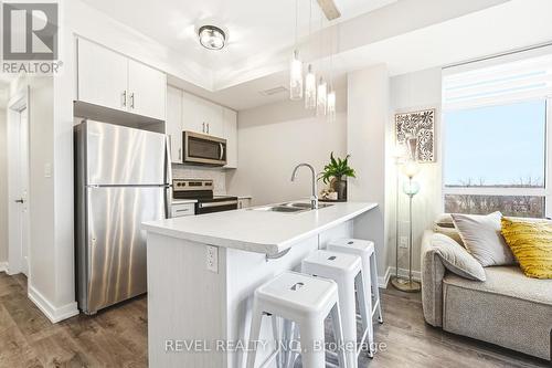Kitchen - 613 - 470 Dundas Street E, Hamilton, ON - Indoor Photo Showing Kitchen With Stainless Steel Kitchen With Double Sink