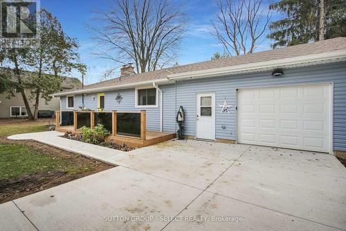 21069 Riverview Drive, Thames Centre, ON - Outdoor