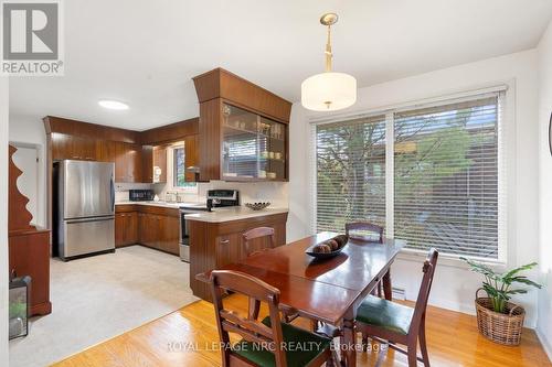 Dining room with large window. - 31 St Lawrence Drive, St. Catharines (Bunting/Linwell), ON - Indoor Photo Showing Dining Room