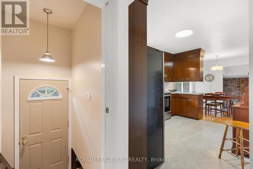 Rear entrance to the basement. - 31 St Lawrence Drive, St. Catharines (Bunting/Linwell), ON - Indoor