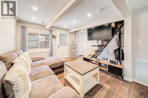 845 Arthur, Windsor, ON - Indoor