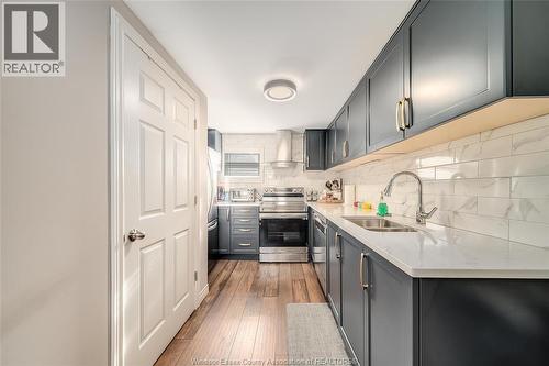 845 Arthur, Windsor, ON - Indoor Photo Showing Kitchen With Double Sink With Upgraded Kitchen