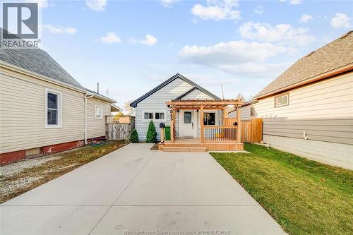 845 Arthur, Windsor, ON - Outdoor