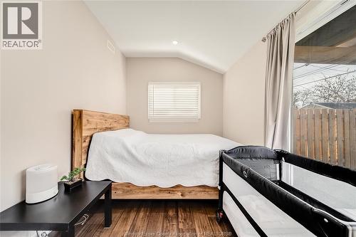 845 Arthur, Windsor, ON - Indoor Photo Showing Bedroom