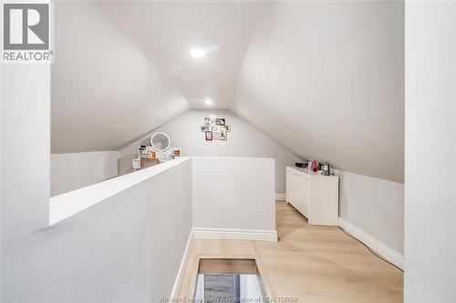 845 Arthur, Windsor, ON - Indoor Photo Showing Other Room