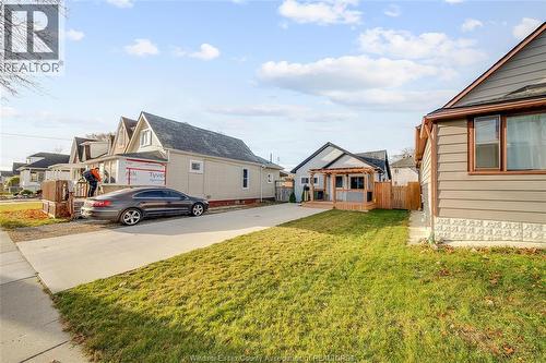 845 Arthur, Windsor, ON - Outdoor