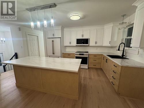 59 Michener Avenue, Mount Pearl, NL - Indoor Photo Showing Kitchen