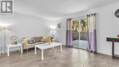 1 - 1247 Huron Street, London East (East C), ON - Indoor