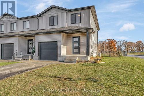 121 Kanvers Way, Greater Napanee (Greater Napanee), ON - Outdoor