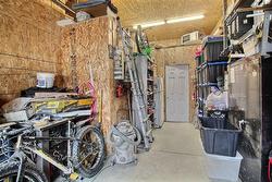 Garage - 