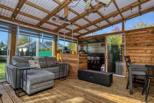 Solarium/Verrière - 1023 Rue Du Grand-Duc, Trois-Rivières, QC -  With Exterior