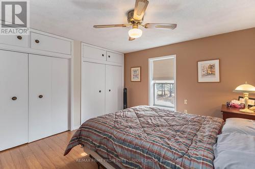 7884 Birnam Line, Warwick, ON - Indoor Photo Showing Bedroom