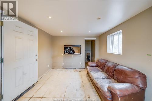 737-739 County Rd 2, Lakeshore, ON 