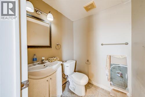 737-739 County Rd 2, Lakeshore, ON 