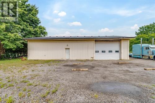 737-739 County Rd 2, Lakeshore, ON 