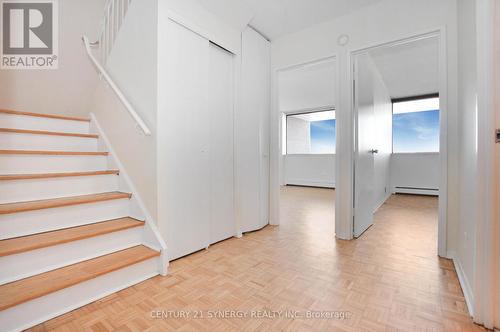Hallway on Bedroom Level - 631 - 515 St Laurent Boulevard, Ottawa, ON - Indoor Photo Showing Other Room