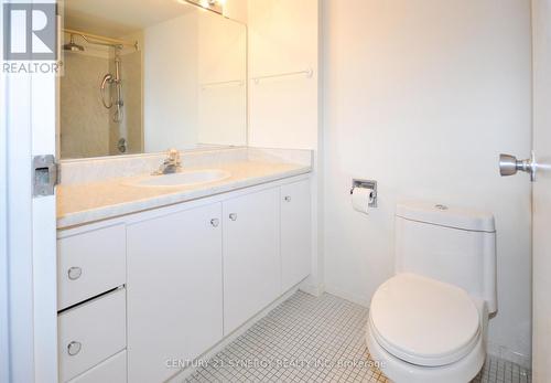 Main 4-pc Bathroom - 631 - 515 St Laurent Boulevard, Ottawa, ON - Indoor Photo Showing Bathroom