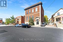 43-45 ECCLES STREET W  Ottawa, ON K1R 6S3