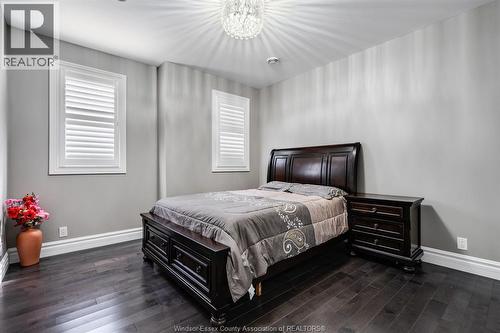 31 Heathview Trail, Leamington, ON - Indoor Photo Showing Bedroom