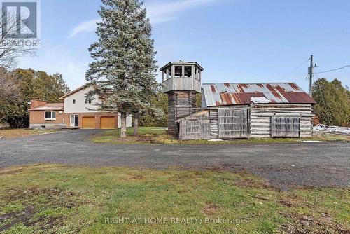 1864 Manotick Station Road, Ottawa, ON 