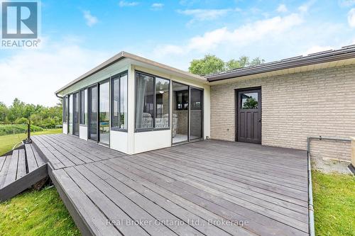 9412 Sideroad 17, Erin, ON - Outdoor With Deck Patio Veranda With Exterior