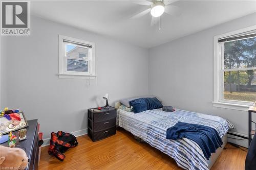 6 Hallcrest Avenue, St. Catharines, ON - Indoor Photo Showing Bedroom