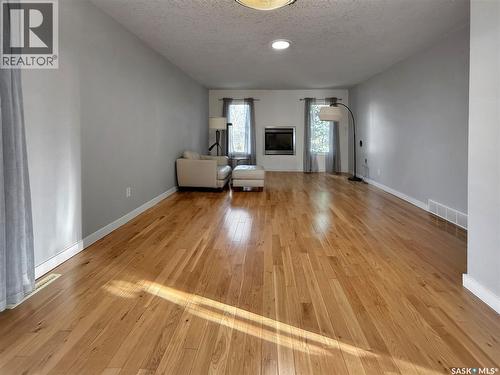 112 Carlton Street, Rocanville, SK - Indoor Photo Showing Living Room