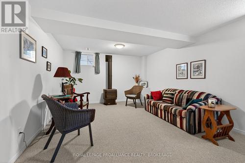 690 Roosevelt Drive, Kingston (City Southwest), ON - Indoor