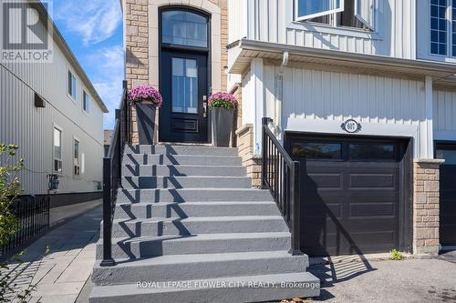 607 Rossellini Drive, Mississauga, ON - Outdoor With Facade