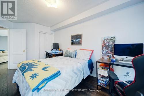 607 Rossellini Drive, Mississauga, ON - Indoor Photo Showing Bedroom
