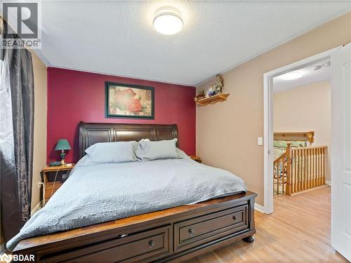 4 Greengrove Way, Whitby, ON - Indoor Photo Showing Bedroom