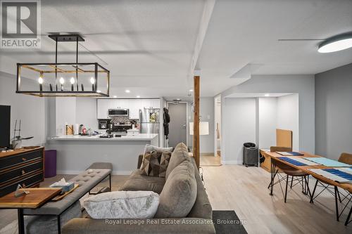 805 - 705 King Street W, Toronto, ON - Indoor Photo Showing Other Room