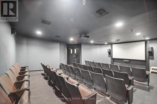 805 - 705 King Street W, Toronto, ON - Indoor