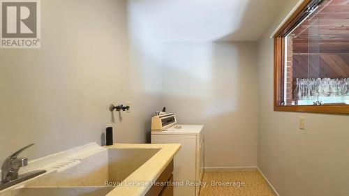 77850 Tipperary Line, Central Huron (Goderich), ON - Indoor Photo Showing Laundry Room