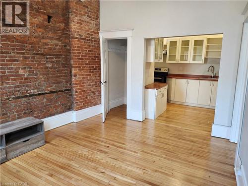 118 St Paul Street Unit# 2A, St. Catharines, ON - Indoor Photo Showing Other Room