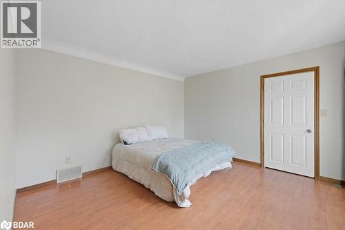 67 Horizon Court, Hamilton, ON - Indoor Photo Showing Bedroom