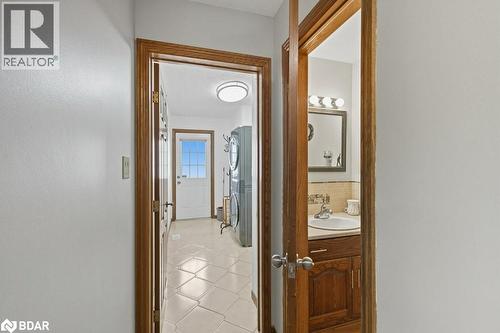 67 Horizon Court, Hamilton, ON - Indoor Photo Showing Other Room