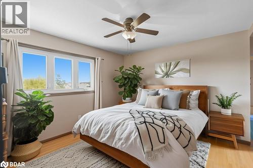 67 Horizon Court, Hamilton, ON - Indoor Photo Showing Bedroom