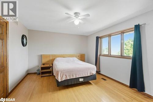 67 Horizon Court, Hamilton, ON - Indoor Photo Showing Bedroom